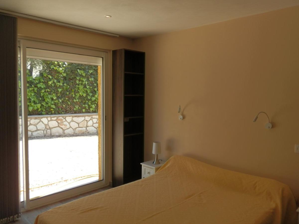 Pitchou,location uniquement à la semaine , du samedi 12h au samedi 10h Cassis Exterior foto