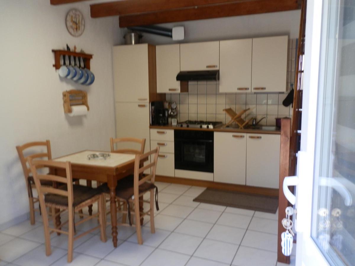 Pitchou,location uniquement à la semaine , du samedi 12h au samedi 10h Cassis Exterior foto